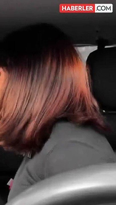 Etkileşim uğruna arkadaşının üstüne bir kavanoz böcek boşalttı