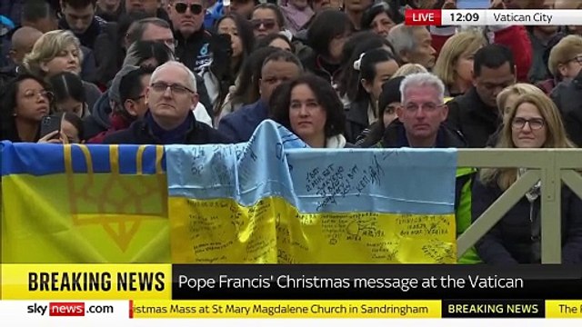 Le pape a dénoncé dans son traditionnel message de Noël la situation humanitaire désespérée des Palestiniens dans la bande de Gaza - Regardez