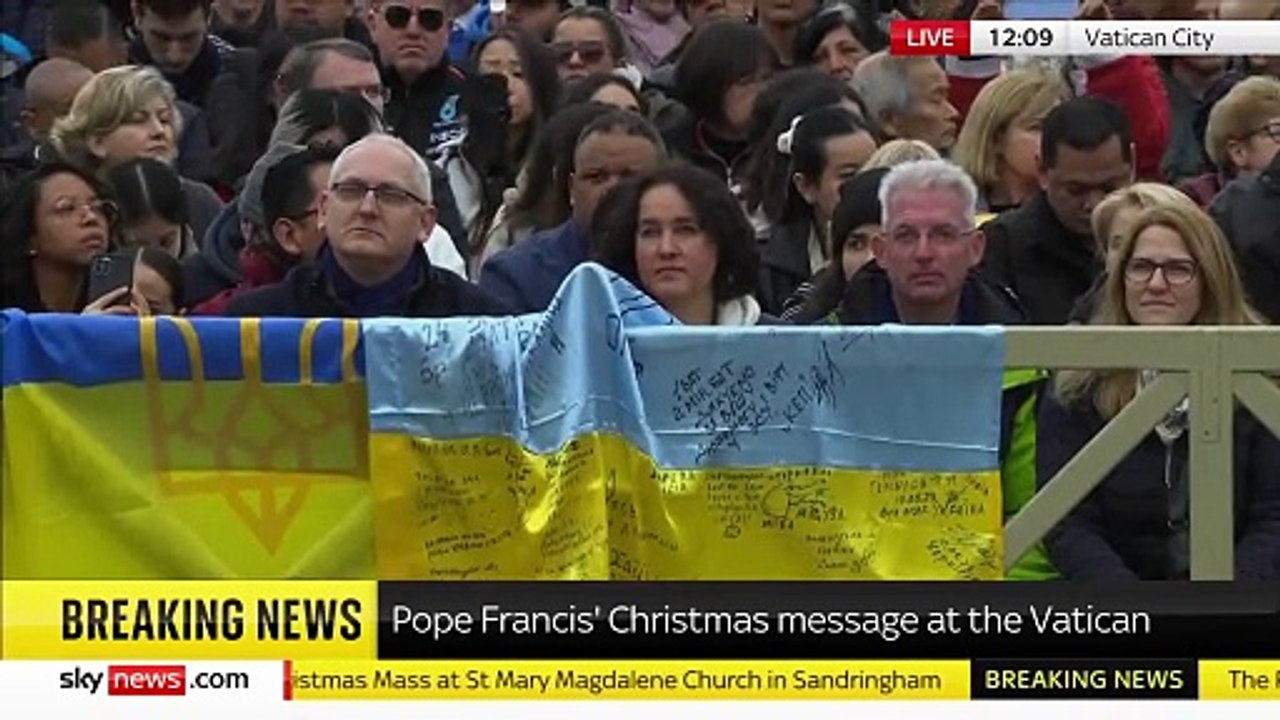 Le pape a dénoncé dans son traditionnel message de Noël "la situation humanitaire désespérée" des Palestiniens dans la bande de Gaza - Regardez