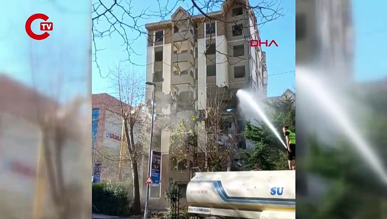 İstanbul'da faciadan dönüldü! 6 katlı bina caddeye çöktü