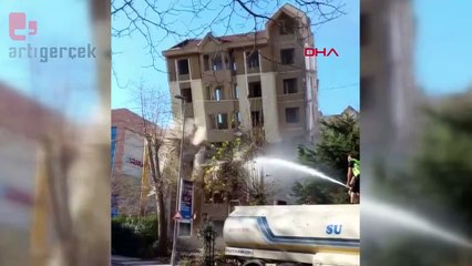 İstanbul'da 6 katlı bina yıkım sırasında caddeye çöktü