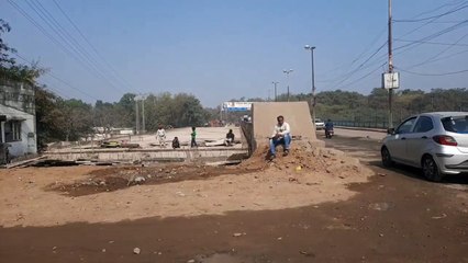 कलियासोत पर नया 13 मीटर चौड़ा पुल------ एप्रोच तैयार तो शुरू होगा ट्रैफिक