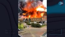 Un espectacular incendio destruye el pabellón del Gravelines francés
