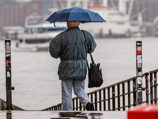 Hochwasser in ganz Deutschland: Weihnachten fällt ins Wasser