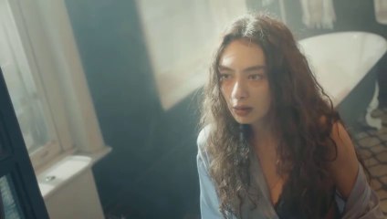 مسلسل ابنة السفير الحلقة 01 - مدبلج بالدبلجة