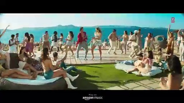 FIGHTER- Ishq Jaisa Kuch (Song) Hrithik Roshan, Deepika Padukone - Vishal-Sheykhar,Shilpa,Kumaar