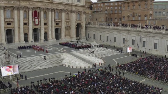 교황, '한반도 평화' 성탄 메시지... 대화로 긴장 해소 희망 / YTN
