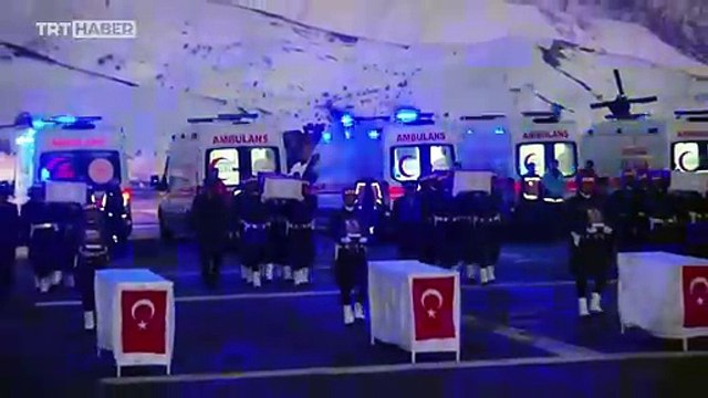 Irak'ın kuzeyinde şehit olan 6 asker için Hakkari'de tören düzenlendi