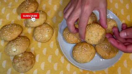 Mini Dough Feta Cheese Pies In 5 Minutes / Τυροπιτάκια Σε 5 Λεπτά