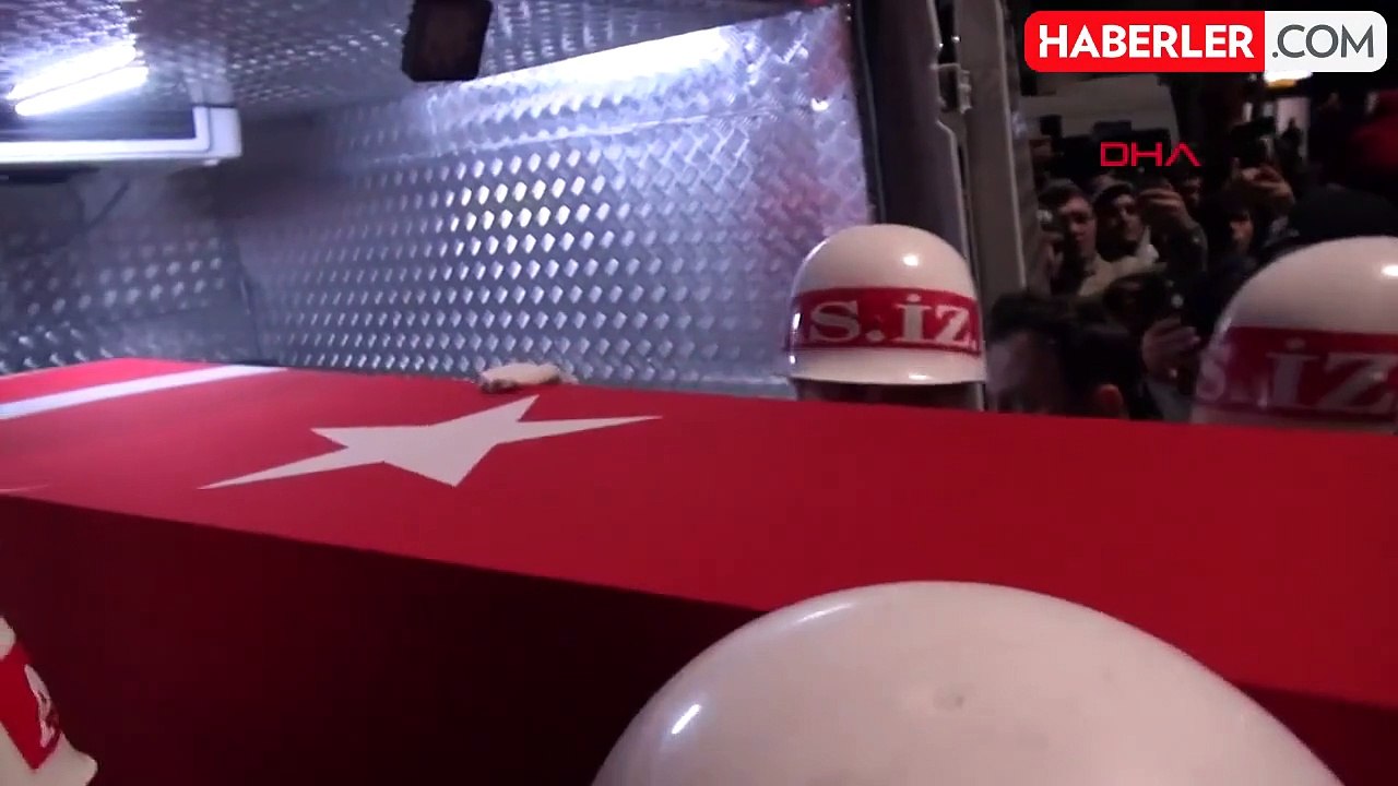Pençe-Kilit şehitleri, Hakkari'deki törenin ardından memleketlerine uğurlandı