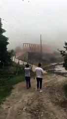  #NOW | An avalh destroyed a bridge in Catamarca, Argentina.