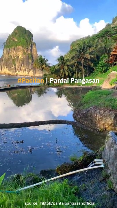 Pantai Pangasan dengan Ciri khasnya, Keren Banget!!