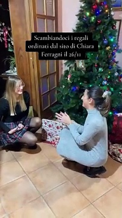 Fan accusa Chiara Ferragni - Ordine mai arrivato. Il video ironico