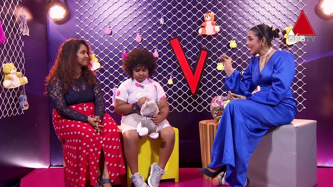 කොණ්ඩේ නැතත් talent එක තියනවනේ. එහෙනම් කොණ්ඩේ කපමු  | The Voice Kids Sri Lanka