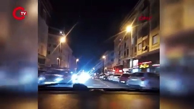 Trafikte kuryeye yumruklu saldırı... Çevredekiler yardıma koştu!
