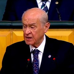 Devlet Bahçeli'den Özgür Özel'e:  Memleketi Manisa'da protesto edilen şahıs aklını başına almazsa sokakta bile yürüyemeyecektir.