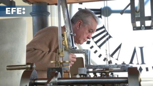 El reloj de Sol, a punto para dar las campanadas