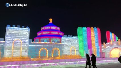 Regresa el impresionante festival de hielo en la ciudad china de Harbin