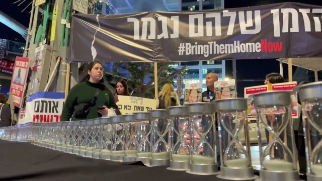 تظاهرة في تل أبيب للمطالبة بإطلاق سراح الرهائن المحتجزين في غزة