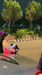 Sunny Leone's Shiny Champagne Colour Outfit Is So Alluring!