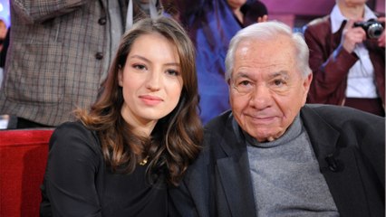 GALA VIDEO - Michel Galabru, sa célèbre petite-fille Sophie évoque son lourd héritage familial : “Pas toujours facile”