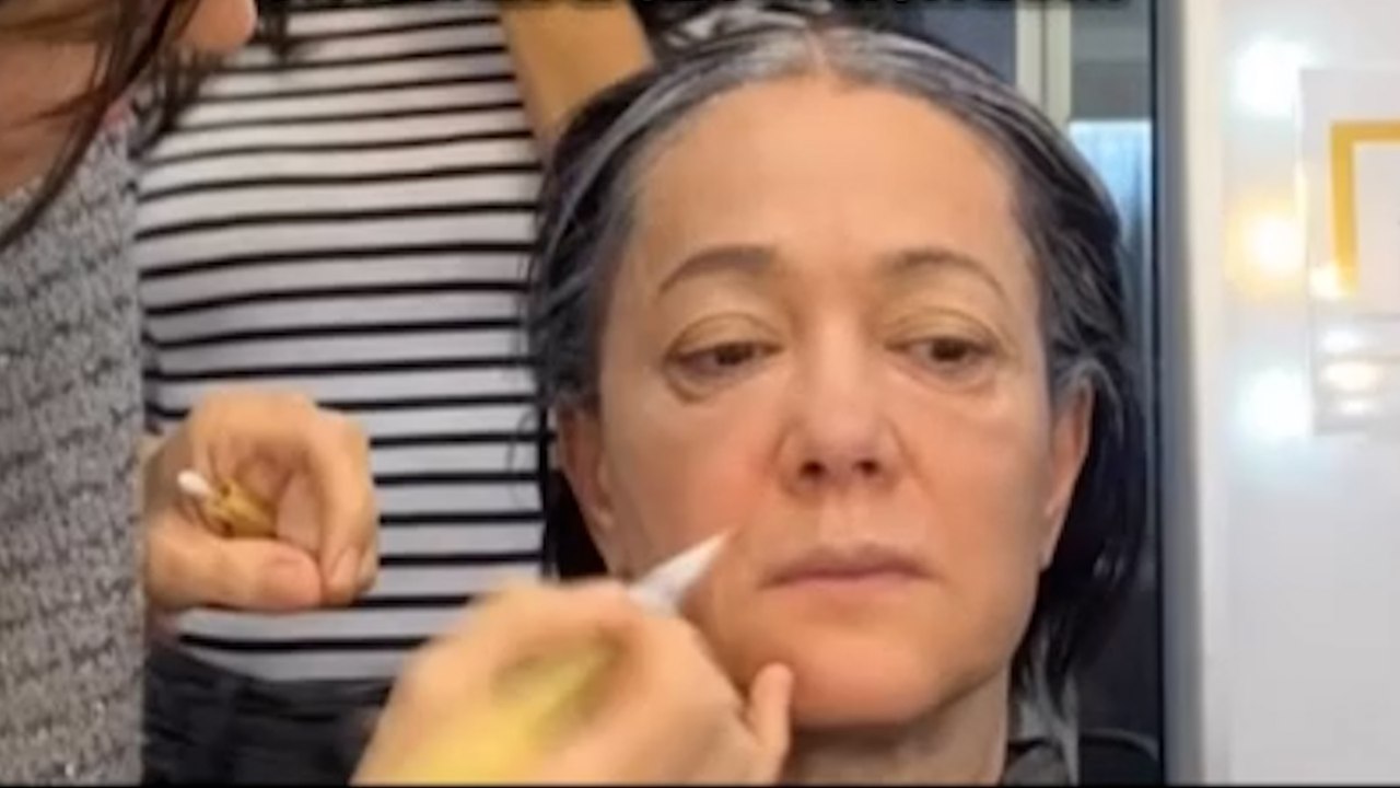 Bennu Yıldırımlar 4 saatte 25 yıl yaşlandı