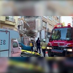 Kadıköy'de bina çöktü! 2 kişi enkaz altında