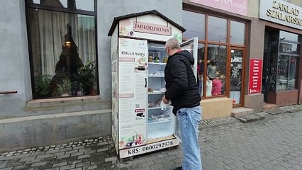 Dziennik Zachodni / Jadłodzielnia w Chorzowie / reporter Lucyna Nenow