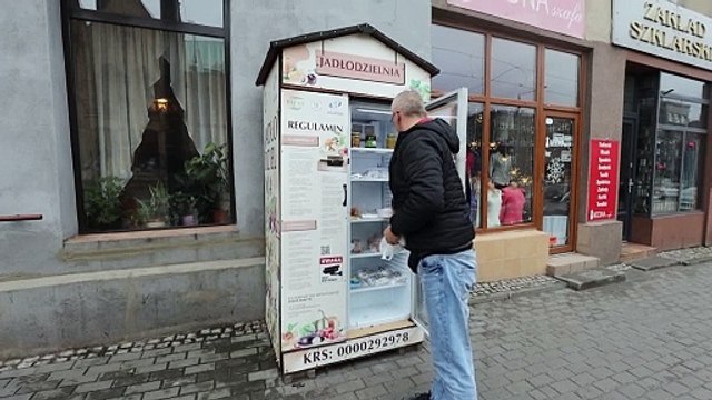 Dziennik Zachodni / Jadłodzielnia w Chorzowie / reporter Lucyna Nenow