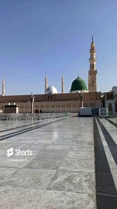 اللهم صل وسلم وبارك علي سيدنا محمد 