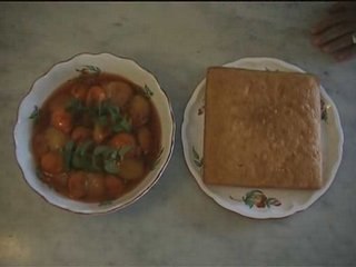 Gateau carre de Mami aux pignons et raisins secs