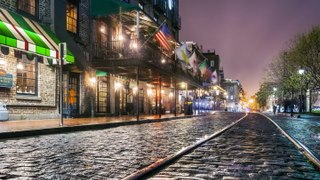 The Best Times to Visit Savannah For Good Weather, Fewer Crowds, and Lower Prices