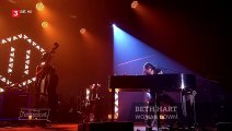 Woman Down - Beth Hart (live)