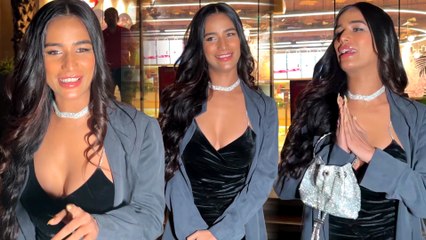 Poonam Pandey's Advanced New Year Wish To Paps