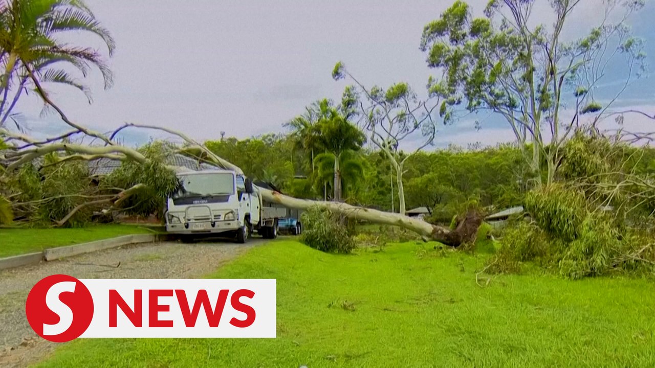 Deadly thunderstorms lash Australia's east