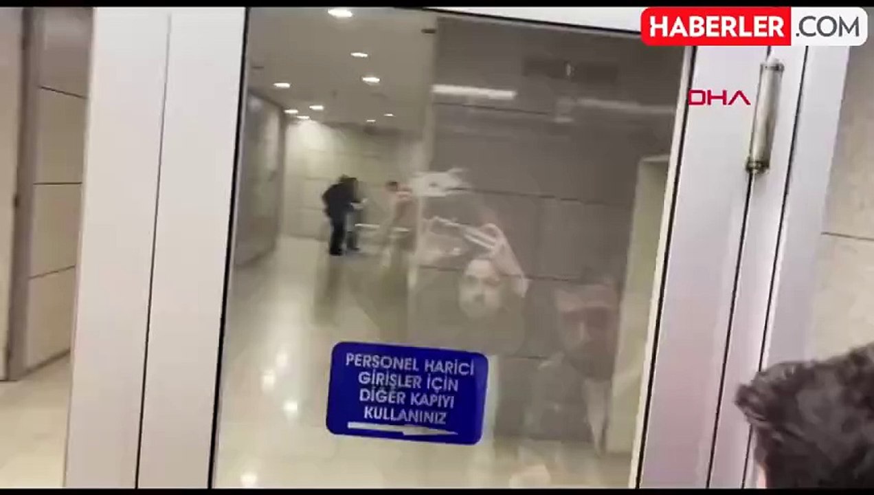 GAZETECİ CAN ATAKLI İFADE VERMEK ÜZERE ADLİYEYE GELDİ- 1
