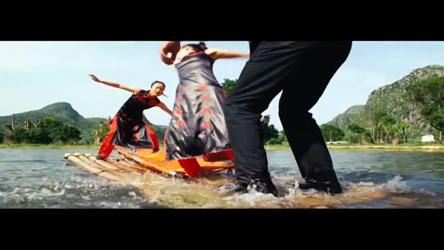 Bass vs. Tina | DOA-Dead Or Alive — TF1 VIDEO