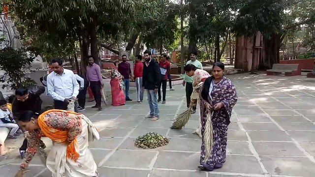 पत्रिका फेस्ट: स्वच्छता के प्रति दिखा उत्साह, जुटे लोग, कंधे से कंधा मिलाकर श्रमदान