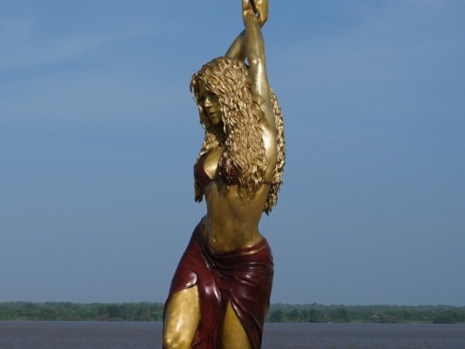 Popstar Shakira in ihrer Heimat mit Bronzestatue geehrt