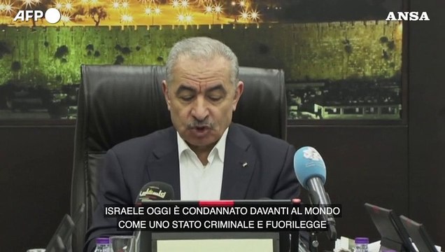 Gaza, il primo ministro palestinese: Israele fa morire di fame i civili