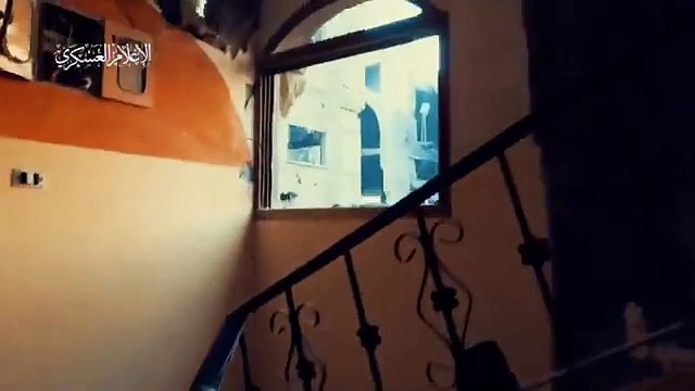 كتائب القسام تبث مشاهد من استهداف آليات وجنود الاحتلال المتوغلة في حي الشجاعية شرق مدينة غزة