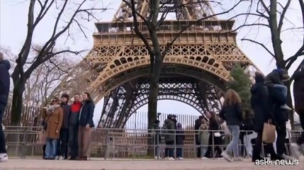 La sorpresa dei turisti: Tour Eiffel chiusa per sciopero