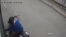 A punta de pistola, hombres armados roban motocicleta en Sonaguera