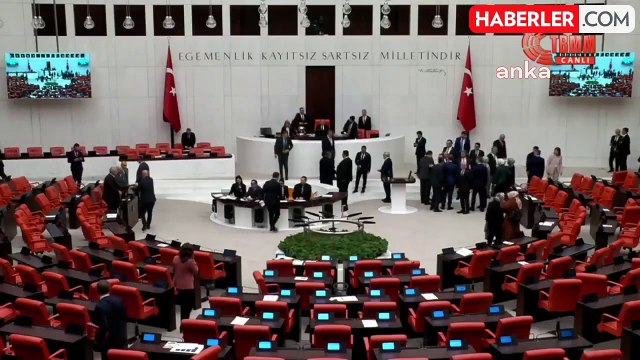 Çalışan Emekliye 5 Bin TL İkramiye Düzenlemesinin de İçinde Olduğu Torba Kanun Teklifi, TBMM Genel Kurulu'nda Yasalaştı