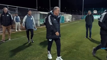 Fatih Terim, Panathinaikos'un başında ilk antrenmanına çıktı