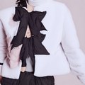 H&M: une veste incroyable qui fait sensation auprès des fashionistas !