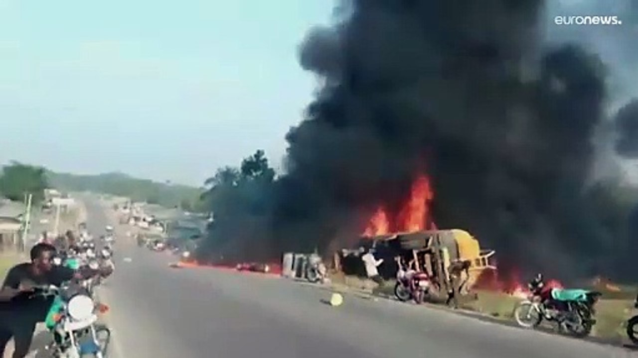 شاهد: 40 قتيلاًً على الأقل في انفجار شاحنة صهري...