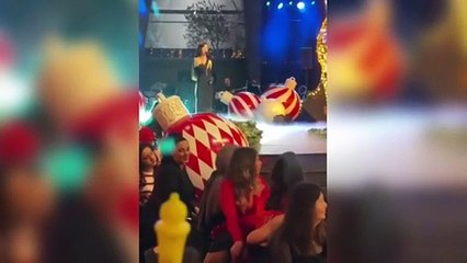 Lucas Torreira'nın birliktelik yaşadığı Devrim Özkan, O Ses Türkiye yılbaşı sahnesinde