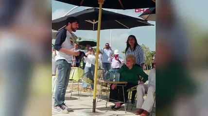 Shakira'nın doğduğu yere dev heykelini diktiler