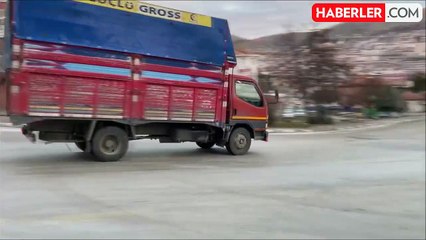 Yozgat'ta Kırağın Yol Açtığı Buzlanma Trafiği Aksattı